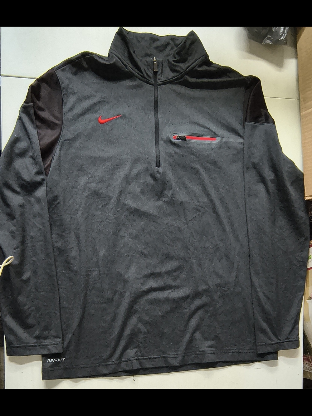 Nike Men's Gray Form Dri Fit 1/4 Zip Pullover Size L